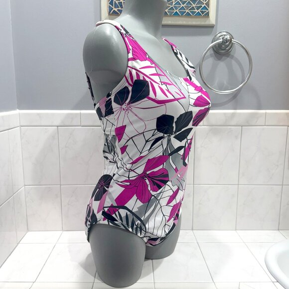 Catalina Swimsuit Med One Piece Floral Racer Back in Black / White & Purple NWT - Picture 4 of 9